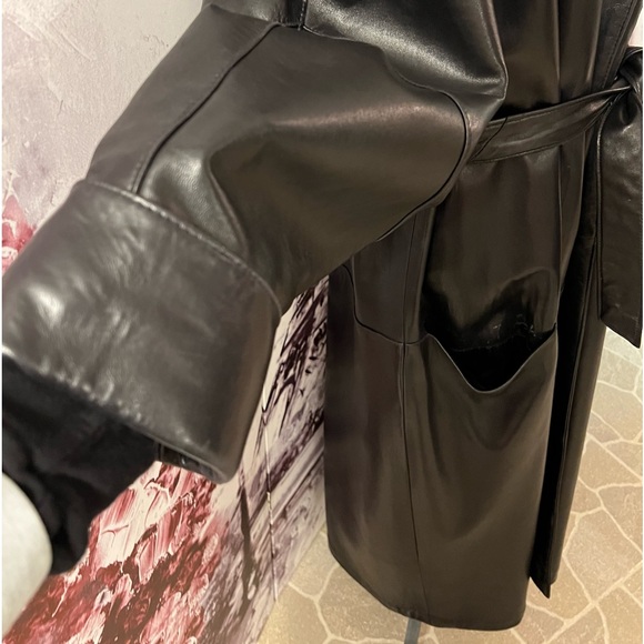 VINTAGE/CLASSIC  ANN TAYLOR GENUINE LEATHER FULL LENGTH COAT - Picture 4 of 16